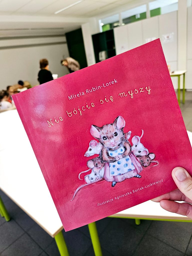 MAGICZNY ŚWIAT PANI MIRELI